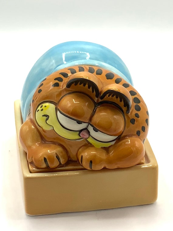 Gorgeous Collectible and Vintage Rare Ceramic Jewelry