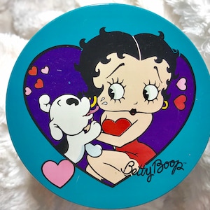 Vintage Betty Boop round metal can, tin.