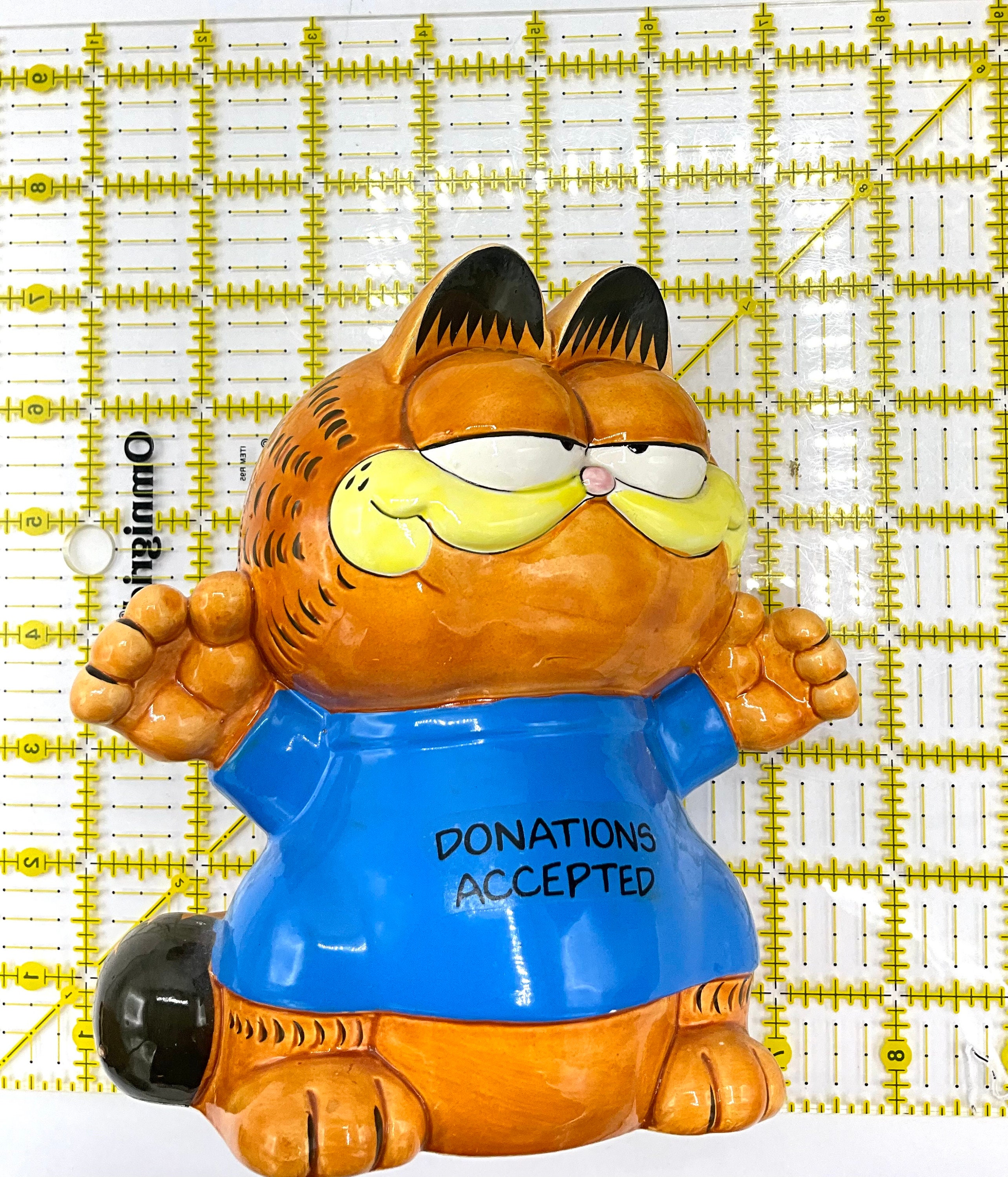 Gorgeous Collectible Piggy Bank as Garfield Donations Accepted