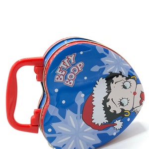 Gorgeous collectible and vintage Betty Boop lunch box, tin, heart, blue.