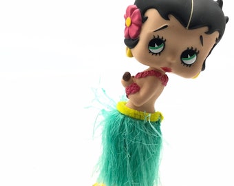 Gorgeous collectible and Vintage Hula Betty Boop figurine, robber