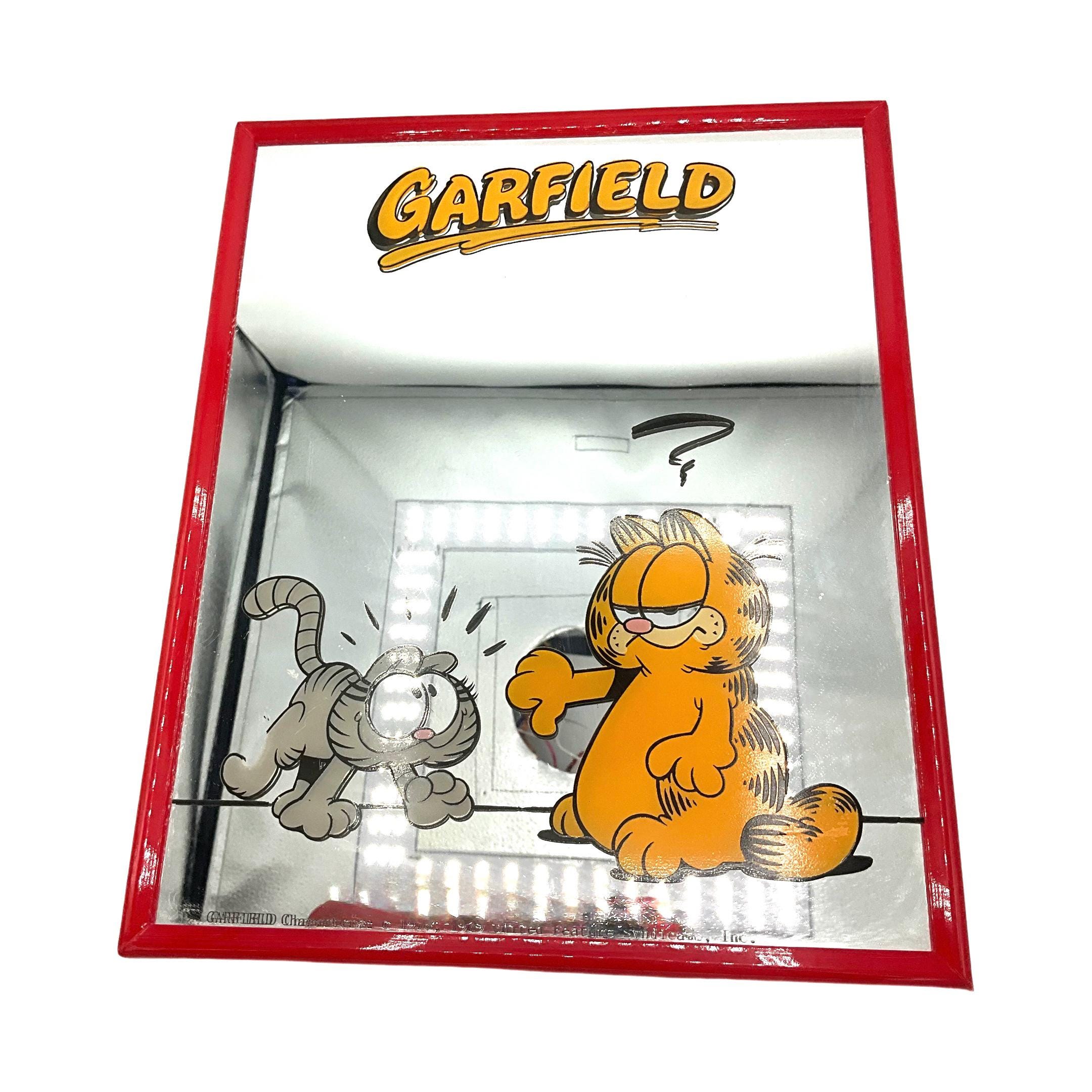 Gorgeous Collectible and Vintage Rare Garfield Mirror, Cat, Orange Gorgeous Collectible and Vintage Rare Garfield Mirror, Cat, Orange