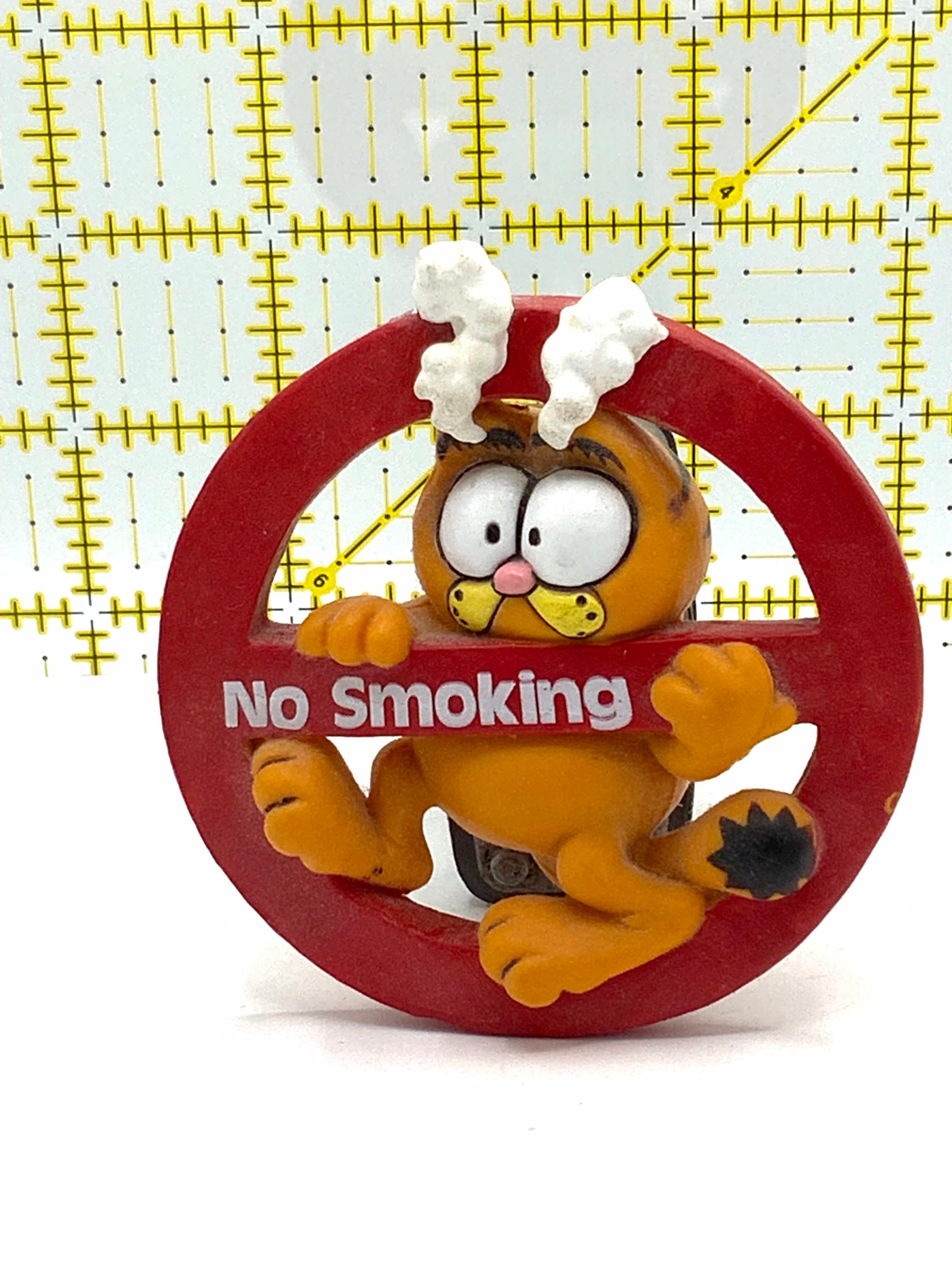 garfield cigarettes Gorgeous Collectible Garfield No Smoking Sign, Cat, Orange, Figurine