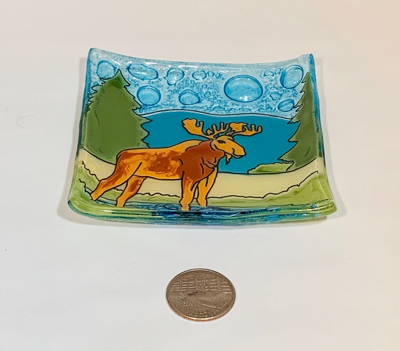 Vintage fused glass art ring dish with a Moose, multicolored image 9