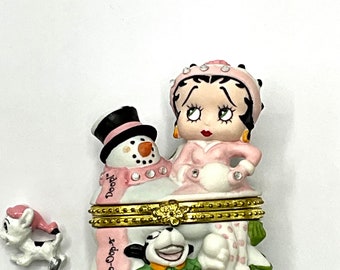 Gorgeous collectible and vintage  Betty Boop, jewelry box, trinket, snowman, winter, ceramic.