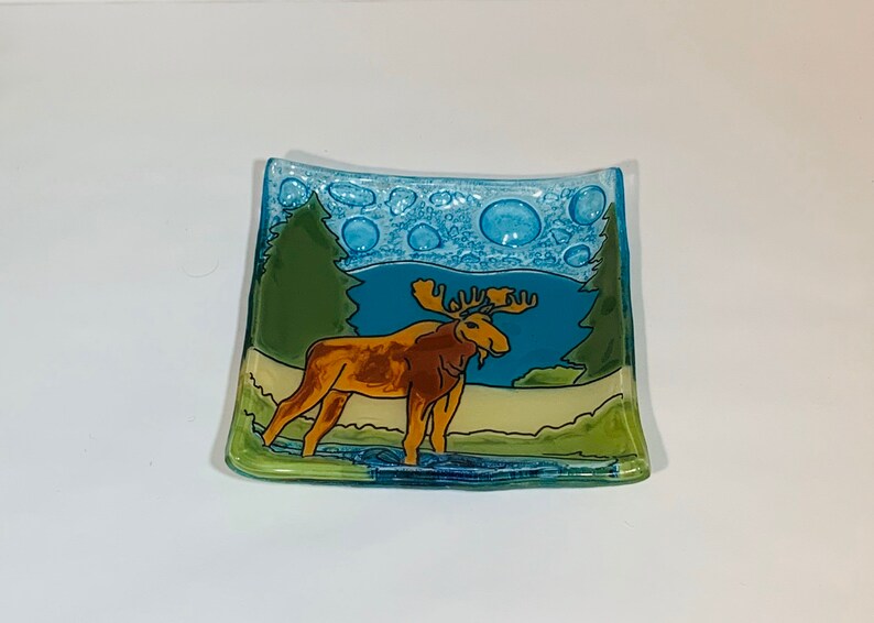 Vintage fused glass art ring dish with a Moose, multicolored image 4