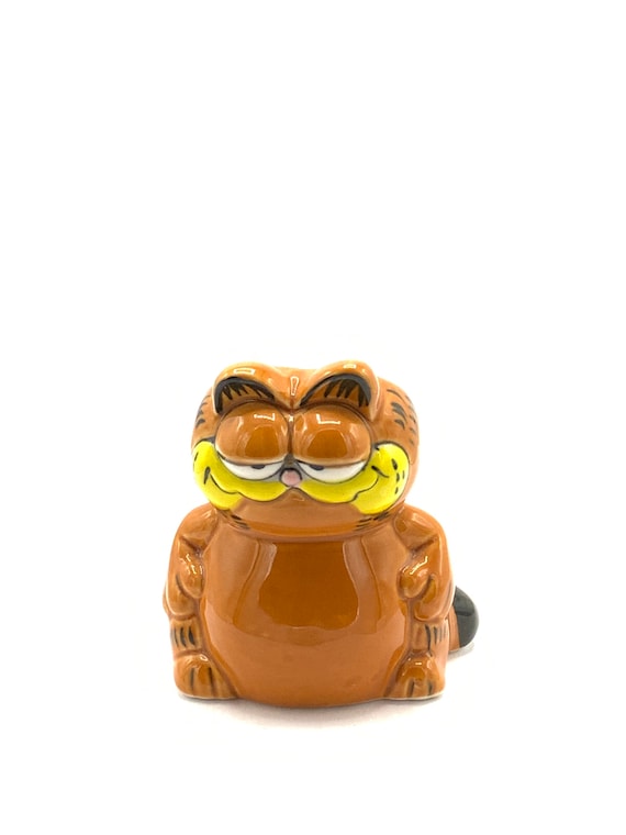 Gorgeous Collectible and Vintage Garfield Ceramic Toothpick Holder