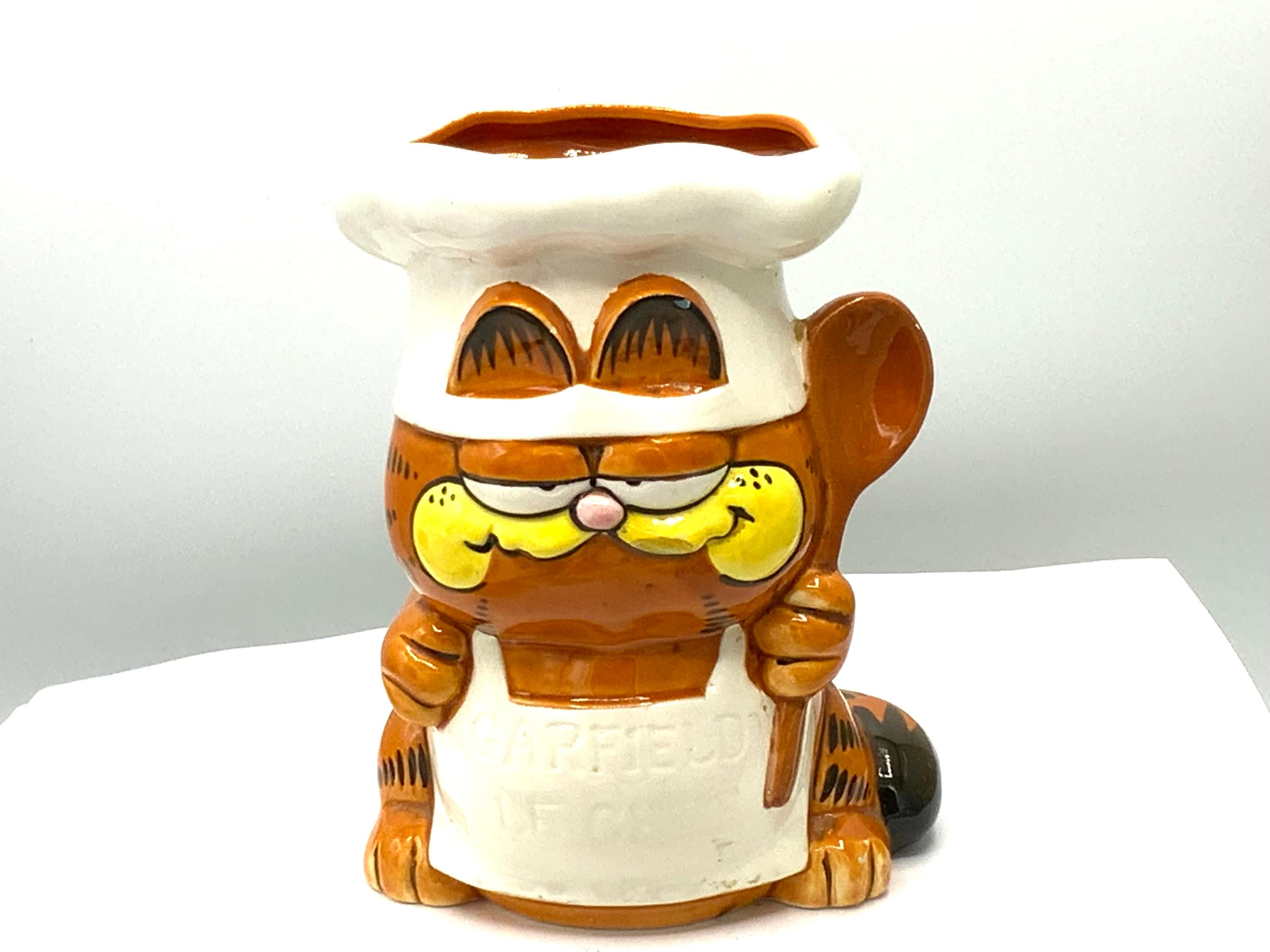 Gorgeous Collectible and Vintage Garfield as Chef as Utensils