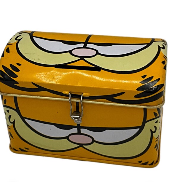 Gorgeous collectible and vintage Garfield tin box, ye… - Gem