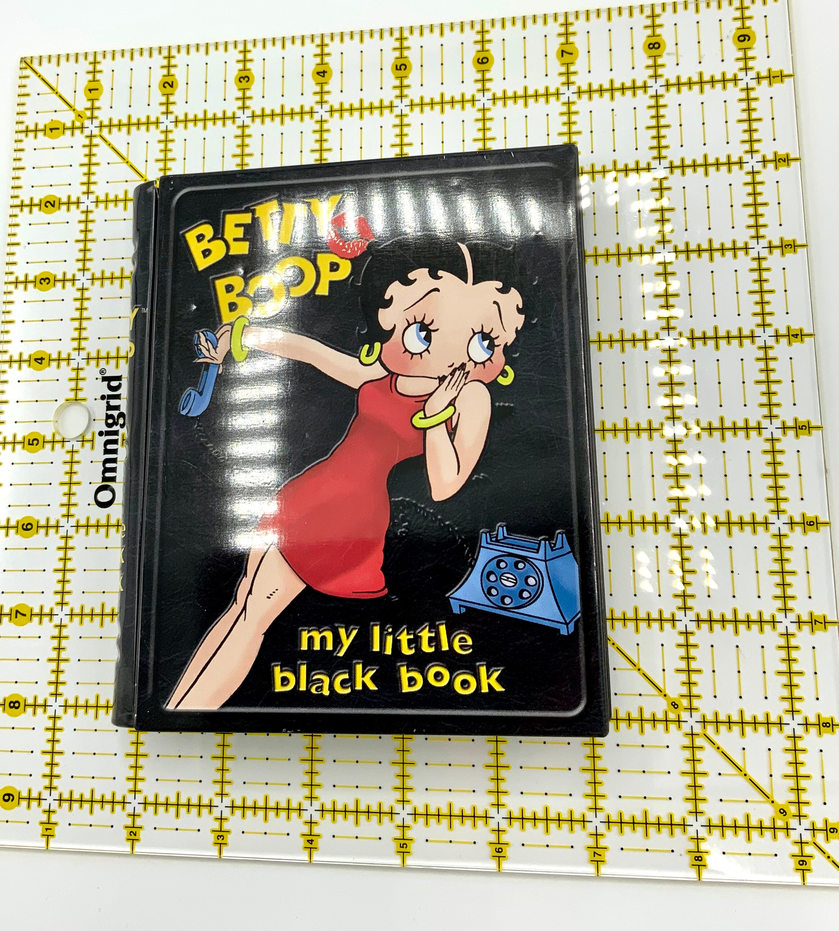 Gorgeous Collectible and Vintage Tin Box Betty Boop, My