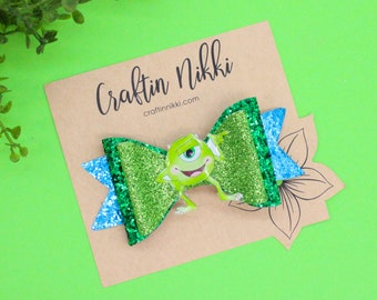 Funny Green Eyeball Alien Monster Chunky Glitter Hair Bow Clip Set| Straw Topper, Badge Reel, & Pet Bowtie