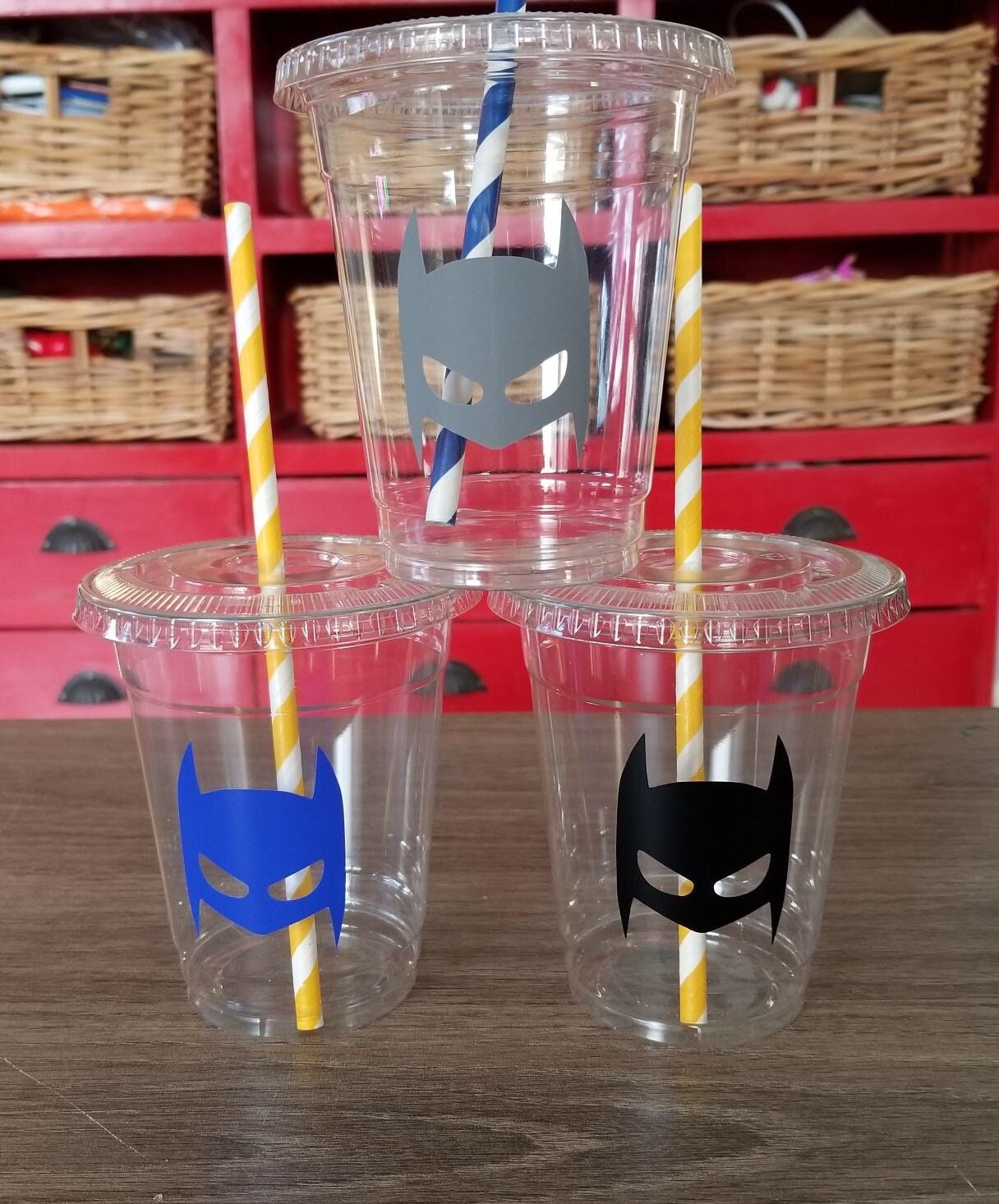 20 Batman Party Cups 12oz clear disposable plastic cups with lids and straws Superhero Birthday Baby Shower 20 Batman Party Cups 12oz clear disposable plastic cups with lids and straws Superhero Birthday Baby Shower
