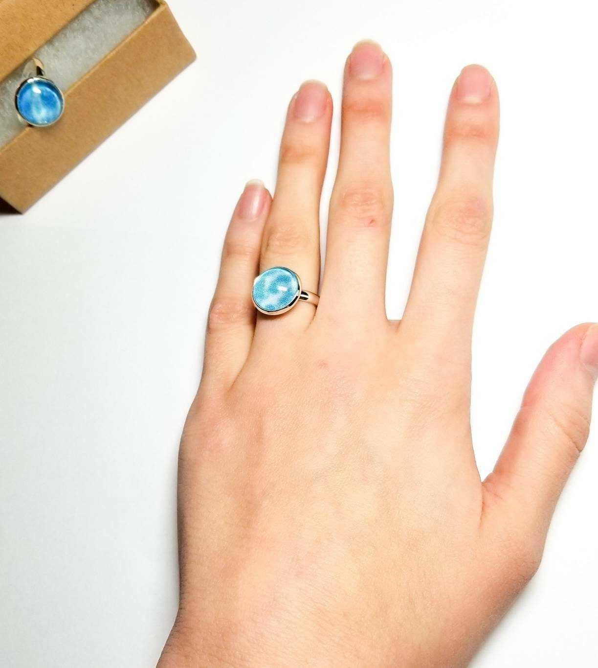 Hand Made H2O Just Add Water Mako Mermaid Tail Ring Natural Sky Topaz 7mm  925 SS