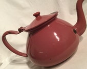1950s Metal Enamelware Teapot Kettle Rare Pink Mauve Enamel Large 2 Quart Kitchen Cookware Decor Vintage