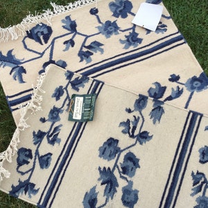 Kilim Rug/Scatter Rug/Blue Floral Print/NWT/India/Blue+White Woven Wool/Blue Willow-Style/2pc Matched Set/Small 21x34” & 30x48”/Vintage 1990