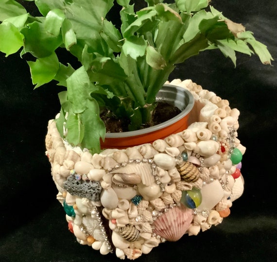 Vtg Beaded & Shell Encrusted Planter-flowerpot-plant Pot-vase/bedazzled  Seashell Art Coastal Decor/small 6wx4h/handmade/vintage -  Canada