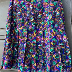 Blue Mini Skirt/Pleated/Henri Bendel/Multicolor Abstract Circle Print/Woman’s Size 12 (waist 30”) Vintage 1980s
