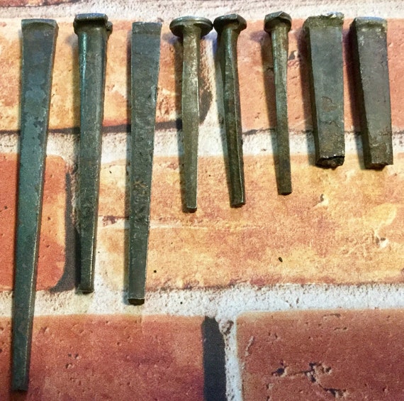 ANCIEN LOT DE Clous En Fer Forge EUR 25,00 - FR