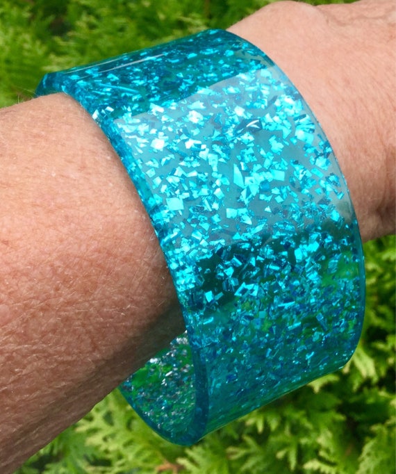 60s Blue Lucite Glitter Bangle-Bracelet-Cuff/Plas… - image 1