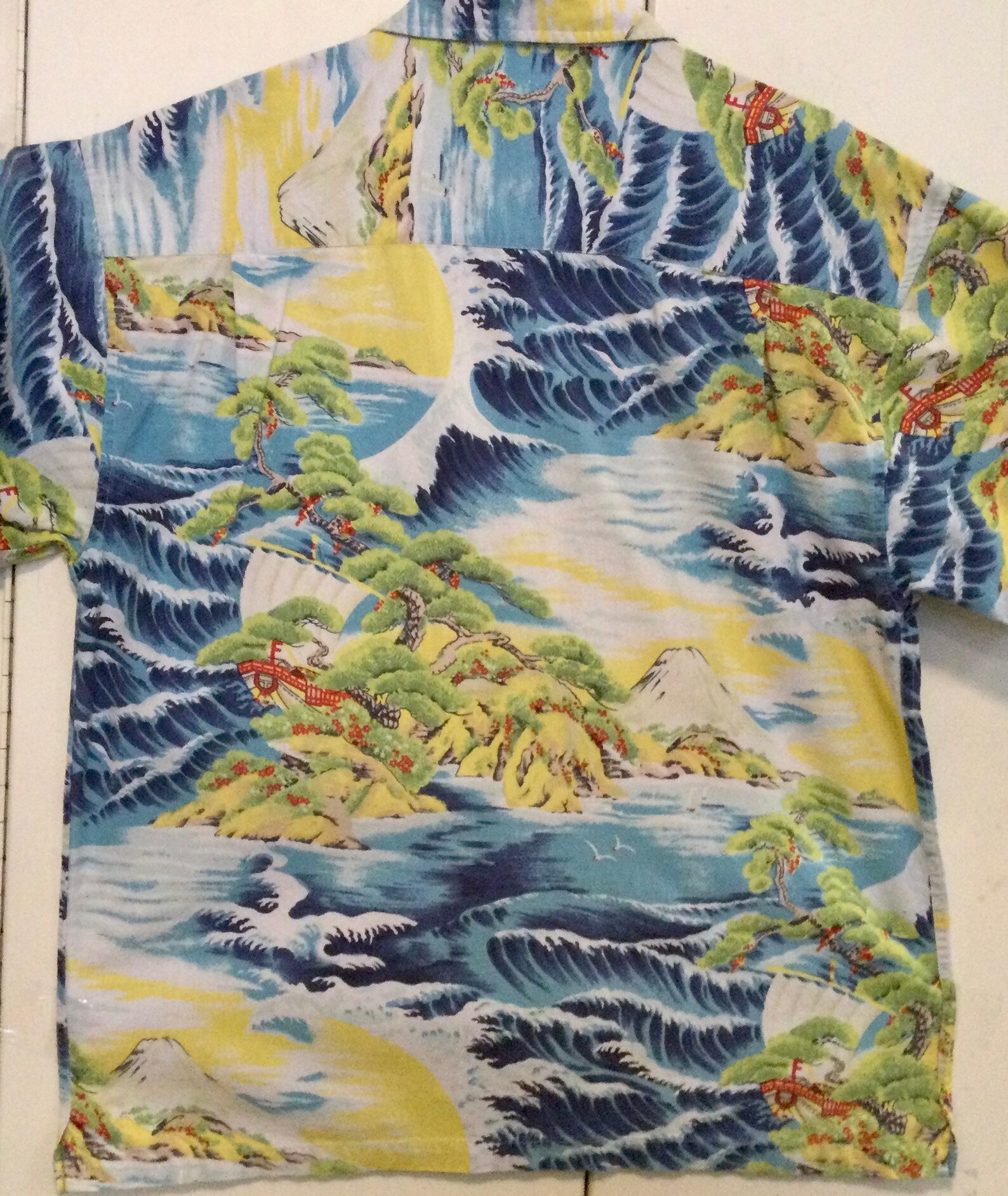 rusty hawaiian shirt
