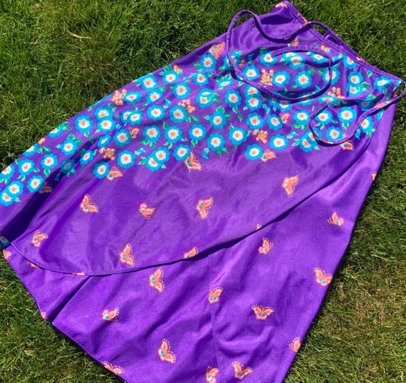 Danskin Wrap Skirt/Ballet Dance Wear/Swimwear/Beachwear/Coverup/Purple Butterfly Print/Tie-Waist/Nylon/Woman’s Small/Vintage 1970