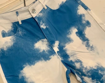 Blue Jeans/Country Western/Cow Hide Tie Dye Print/High Rise/Straight Leg/Relaxed-Fit/NOS/Woman’s Large (waist 28”) Vintage Y2K
