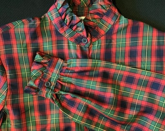 80s William Pearson Silk Blouse/Red+Green Plaid/Ruffles/Button-Up/Long Sleeve/Christmas/Woman’s Size 6/Vintage 1980s