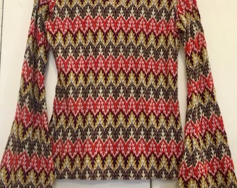 SALE—-1970s Zig Zag Print Top-Blouse-Shirt-Pullover/Mesh Knit/Chevron Stripe/Bell Sleeve/Acrylic/Woman’s Size Small/Boho-Hippie/Vintage