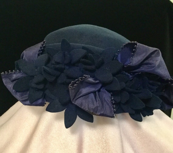 1950s Blue Floral Hat "Diem Original" Woman's Mil… - image 3