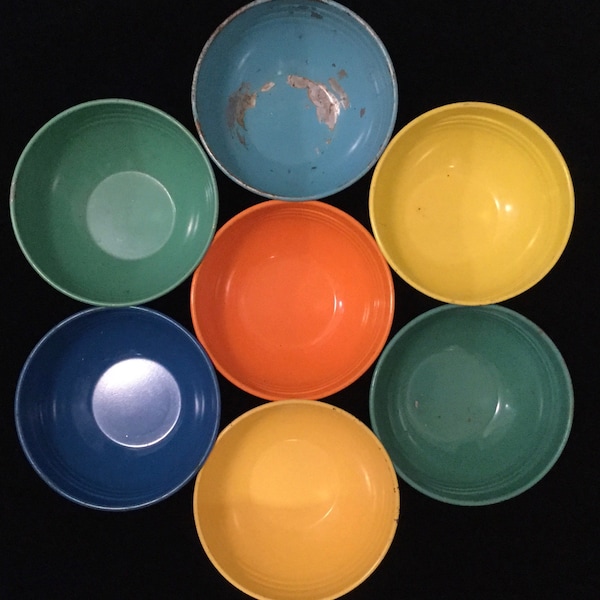 Enamelware Salad Bowls/Fiestaware-Style/Metal Enamel/Multicolor/Green-Blue-Orange-Yellow/Kitchen Dinnerware/8 Piece SET/Vintage 1950-60s