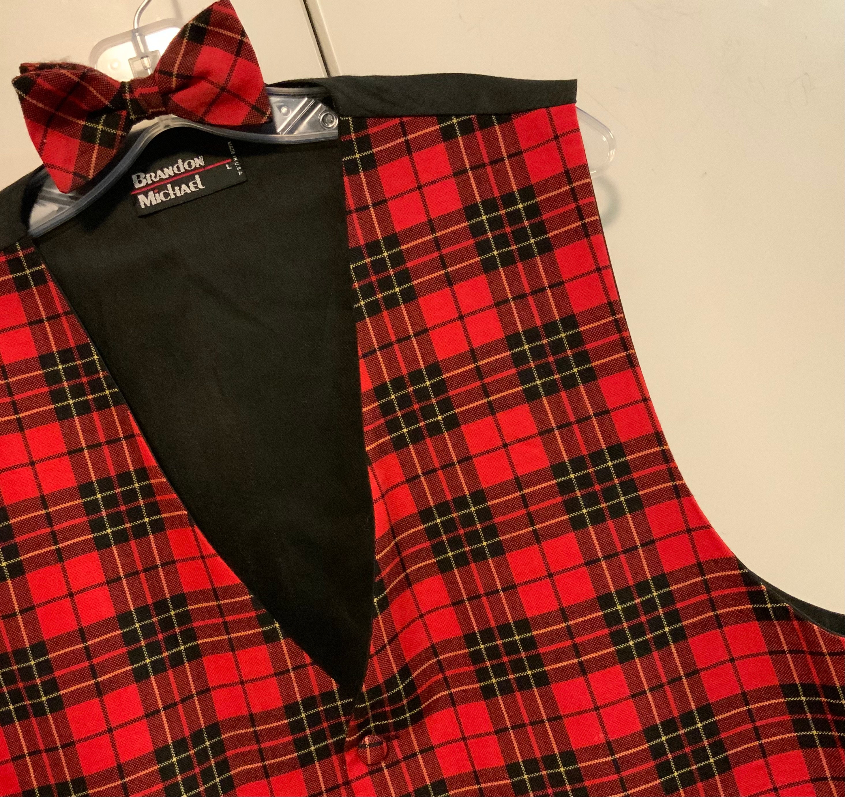 Mens red plaid christmas vest hot sale