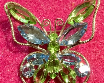 Brooch Pin/Rhinestone Butterfl/“Julianna DeLizza & Elster”/Blue+Green Crystal-Glass Marquise Stones/Figural/Vintage 1950