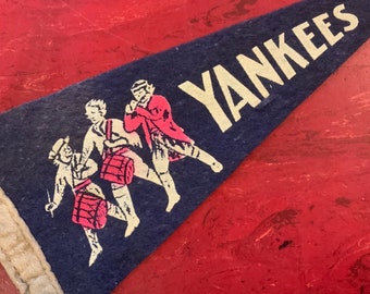 Yankees Pennant/New England Souvenir/Travel Souvenir/Small 3.5x8.5/Wool Felt/Screen-Print/Blue-White-Pink/Vintage Antique