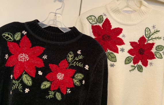 Christmas Embroidered Pullover Sweater Set/Poinse… - image 1