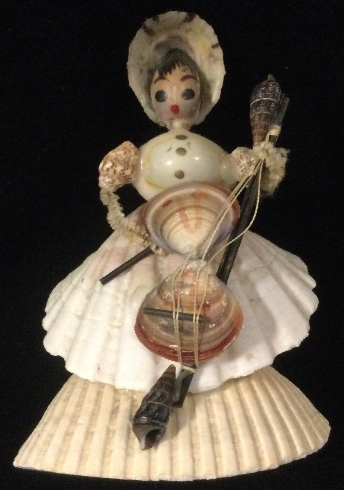 Shell Art Doll Souvenir/seashell Figurine-knick Knack/music