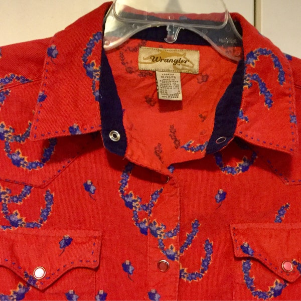 Western Blouse-Shirt-Top/Red Equestrian Horseshoe Print/Corduroy/"Wrangler" Button Up/Kentucky Derby/Country/Woman's XL (chest 48”/Vintage