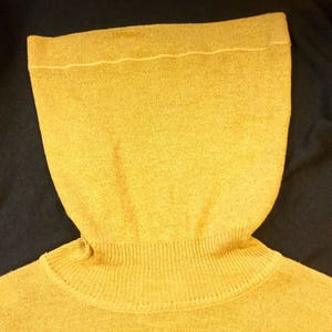 Gold Metallic Turtleneck Sweater/Pullover/Cowl Neck &quot;Duet&quot; Lurex-Lame/Dressy-Formal/Woman&#39;s Size Medium/Vintage 1980s