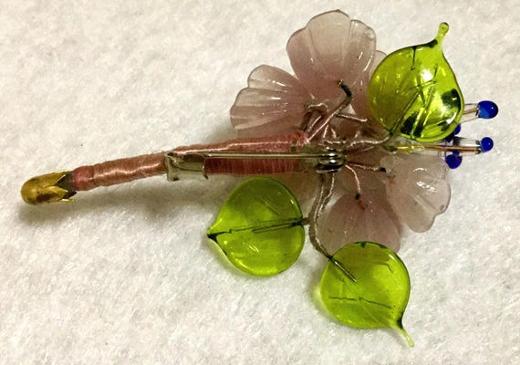Broche Ancienne Florale En Verre Soufflé - Fleurs Et Feuilles Rouges Sur Laiton