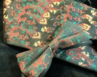 Vintage Red Medallion Print Silk Foulard Cummerbund  display picture 3
