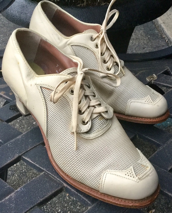 Zapatos de cordones mujer Adele color cuero – Zapatos Castellano® año 1920  MADRID