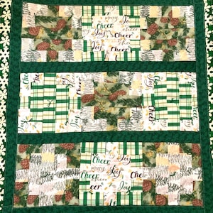 Vintage Christmas Table-Runner Centerpiece/Quilted/Patchwork/Green Nature Pinecone Print/Square 32x36”/Handmade