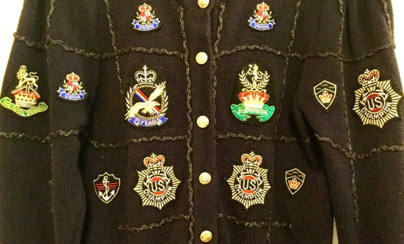 20 Gold Bullion Patches-Badge-Crest-Appliqué Set/Blue Cardigan Sweater/Embroidered/Abercrombie & Fitch/Woman (chest 36) Vintage 1970