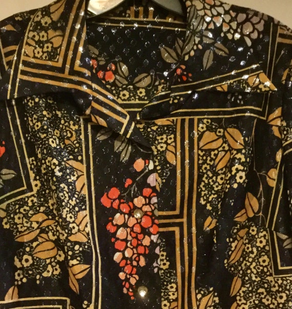 1970 Black Floral Blouse-Shirt/Asian Flower Metal… - image 2