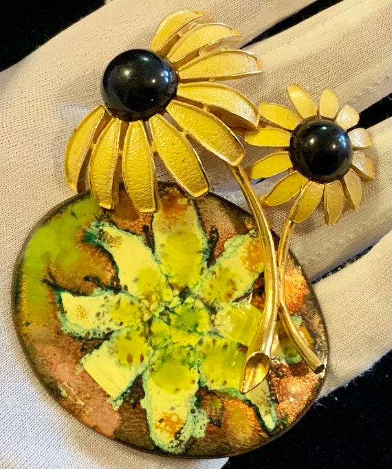 Weiss Floral Pin & Copper Enamel Brooch/Yellow Da… - image 5