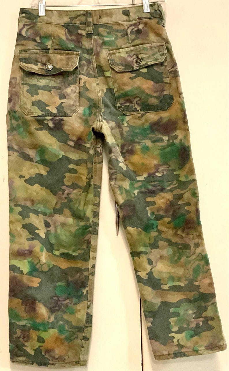 Camouflage Jeans-Pants-Slacks/Hand-Painted Tie Dye/Free People/We The Free/Green Camo/Relaxed Fit/Straight Leg/Women/Waist 27”/Handmade image 5