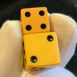 40s Butterscotch Bakelite Dice/Die 2 Piece Set/Size 1/2 & 5/8/Square Edge/Jewelry Charm or Craft Supply/Vintage image 6