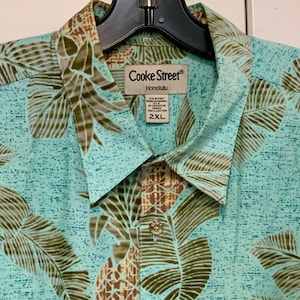 80s Hawaiian Shirt/Cooke Street/Blue Pineapple Print/Button Up/Cotton/Collar/Short Sleeve/Made in Hawaii/Mens 2XL (Chest 54”) Vintage 1980s