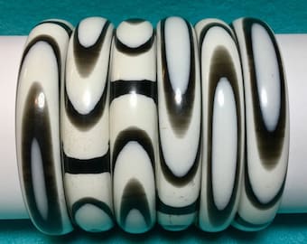 1960s Plastic Bangle Bracelet Matched 6pc Set/Black Zebra Animal Print/Acrylic-Lucite/Best Plastics/Black+White Stripe Moire/Chunky/Vintage