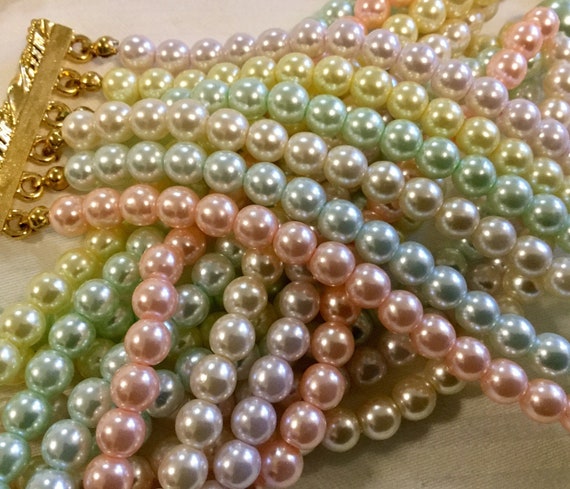 1980s Joan Rivers Pearl Necklace Choker 