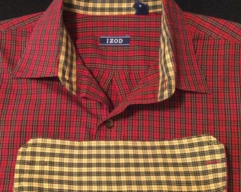 Mens Red Plaid Shirt/Izod/Red & Black Tartan/Button-Down Collar/Long-Sleeve/Cotton Blend/Preppy/Christmas/Size Medium (chest 46”) Vintage